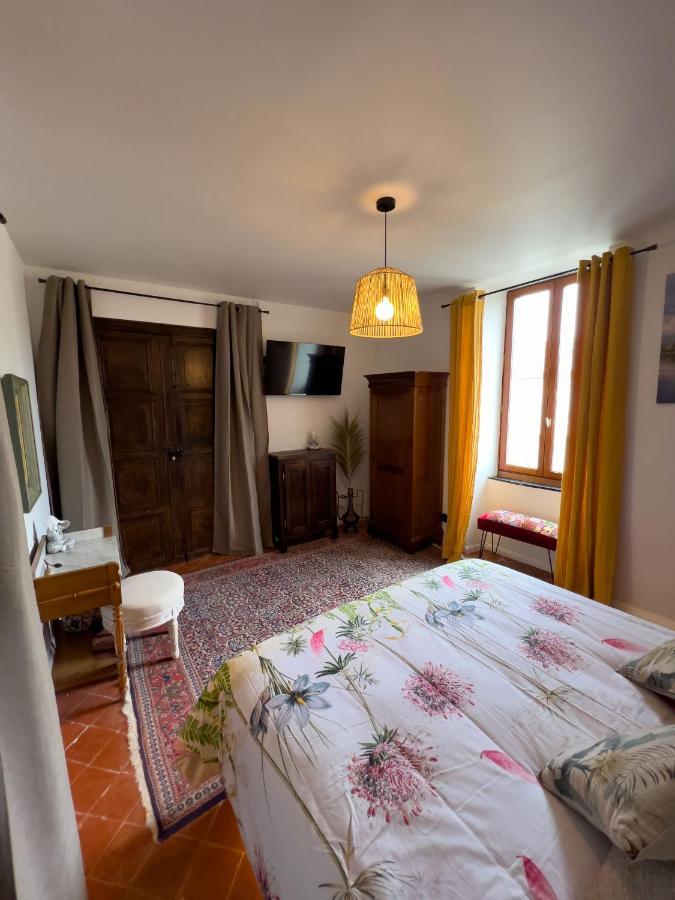 Bed and Breakfast Les Baroudeurs De Saint Jean Exteriér fotografie