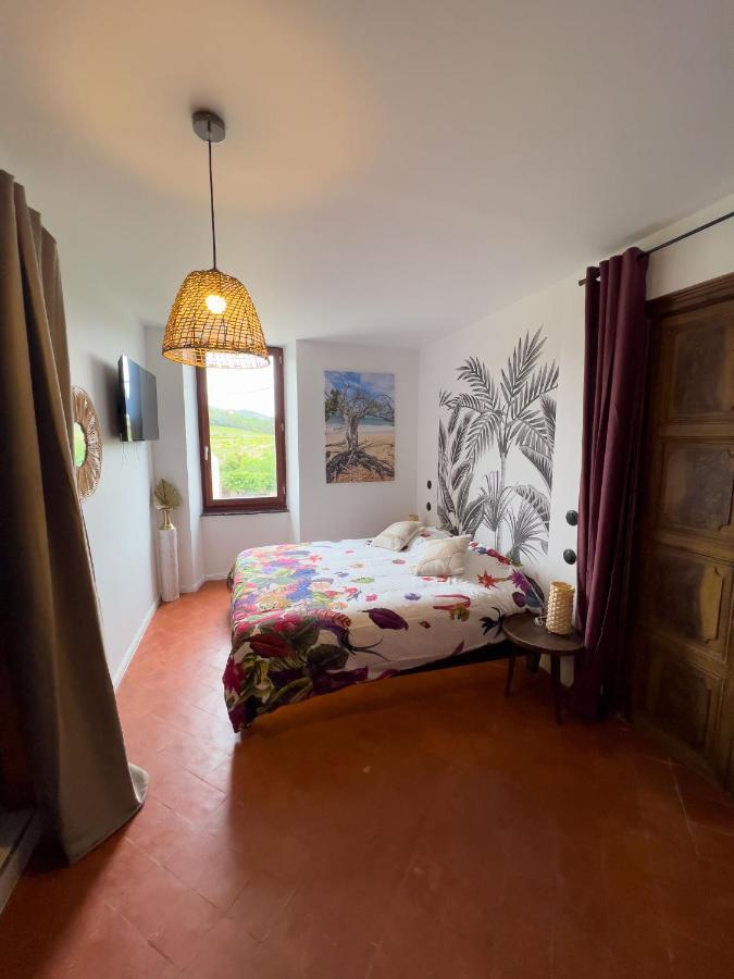 Bed and Breakfast Les Baroudeurs De Saint Jean Exteriér fotografie